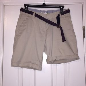 Crown & Ivy 7” shorts